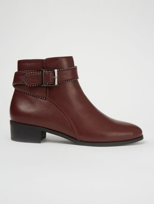 burgundy buckle boots