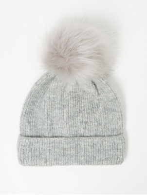 ladies fur bobble hat