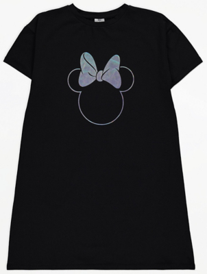 minnie mouse in black dress