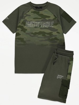 Forest Green Camo Print T-Shirt and Shorts Outfit