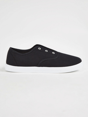 black laceless pumps