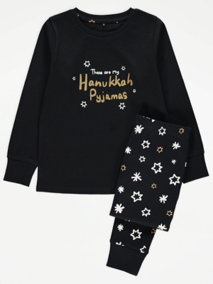 Hanukkah pyjamas