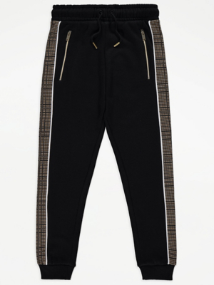 boys white joggers