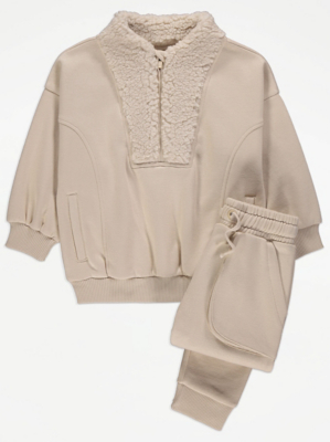Cream Borg Fleece Zip Sweatshirt and Joggers Outfit