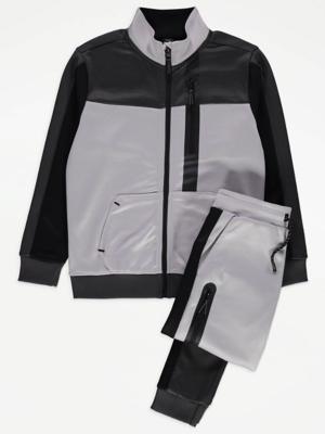 Серый топ на молнии и спортивный костюм Joggers