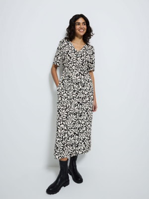 lady dress boots Ariat Kinsley Dress Boot