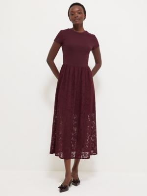burgundy lace dress target Lace dress Target S (4-6)