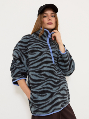 ジェラ Zebra Half Zip Funnel Neck Borg Fleece | Women | George at ASDA