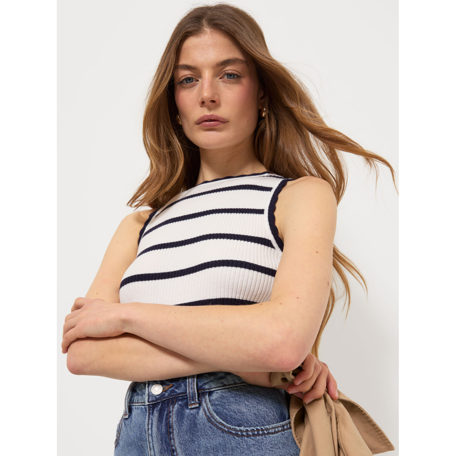 George Women's White,Navy White Scallop Edge Striped Soft Ribbed Vest - White/Navy