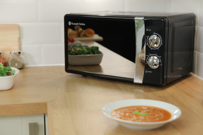 Russell Hobbs RHMM701 17L 700W Compact Manual Microwave Jet Black