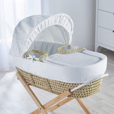 Kinder ValeyWhite Waffle Moses Basket 4 Piece Bedding Set Baby at ASDA