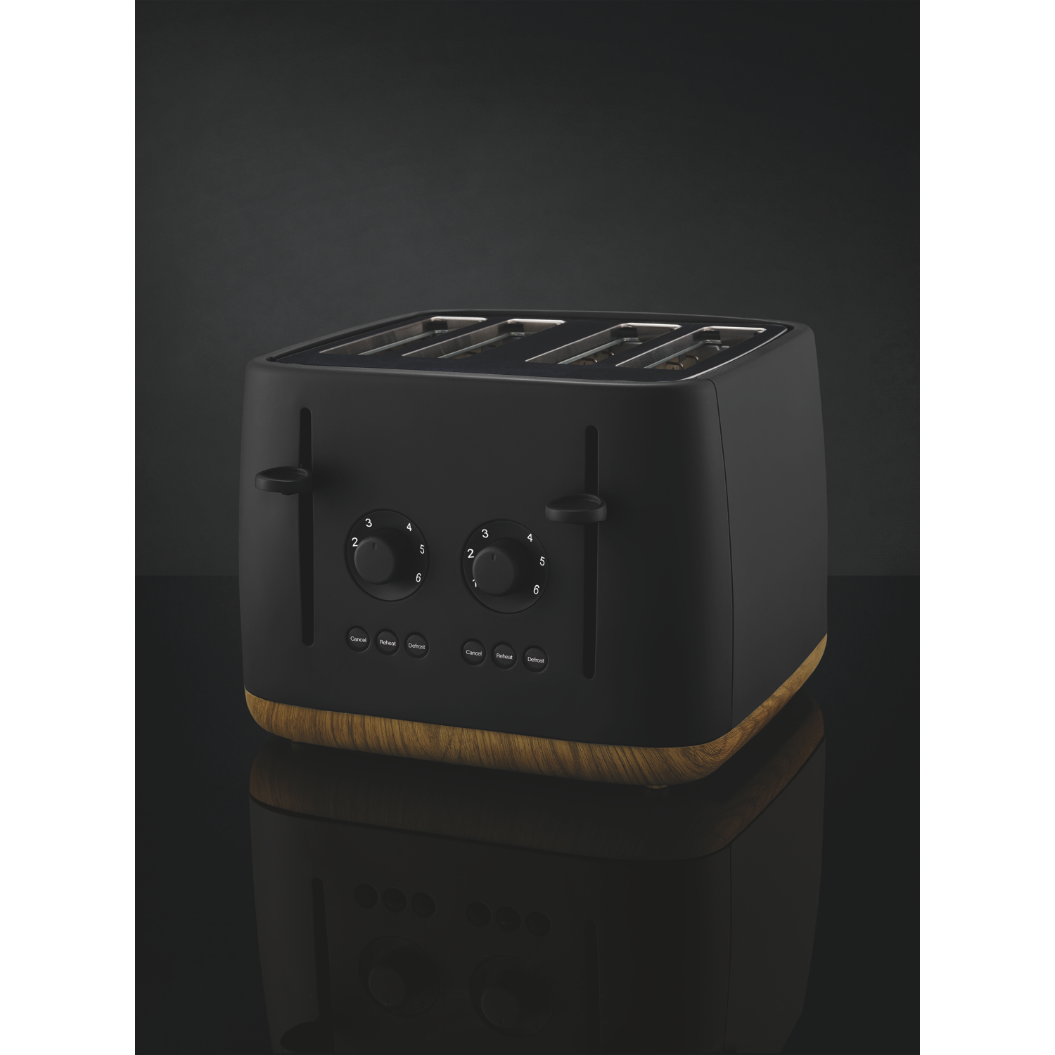 George Black Matt Scandi 4-Slice Toaster