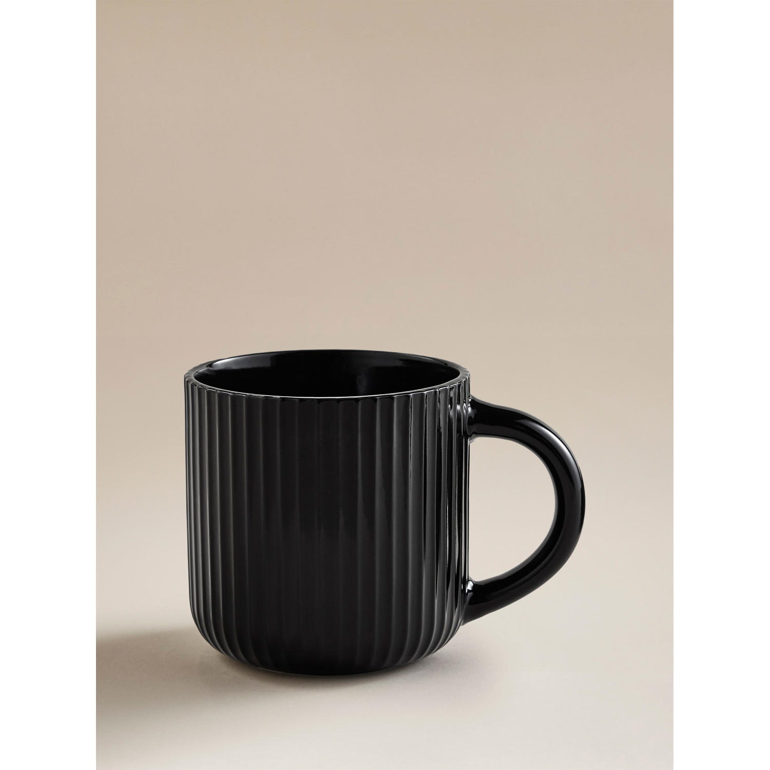 George Black Ribbed Mug