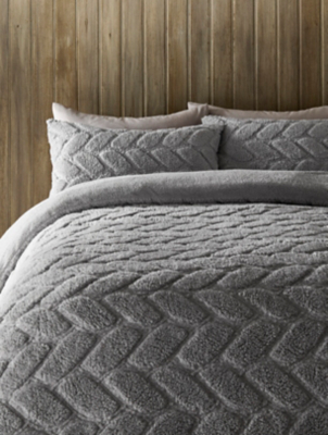 Charcoal Cable Knit Teddy Duvet Set Home at ASDA