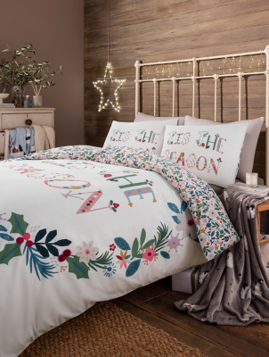 Christmas Tis the season Wreath Duvet Set Home at ASDA
