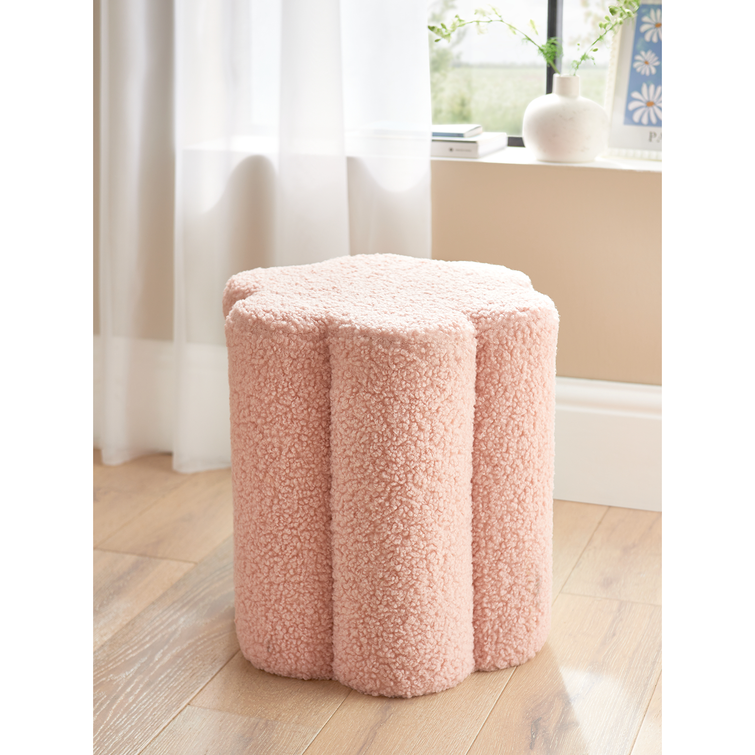 George Pink Scallop Stool