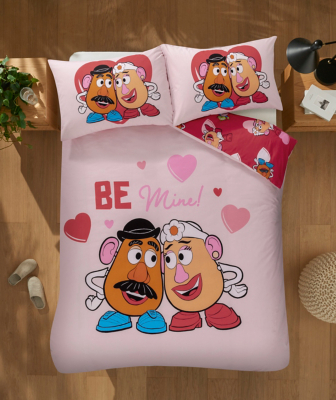 disney-mr-mrs-potato-head-be-mine-reversible-duvet-set-home
