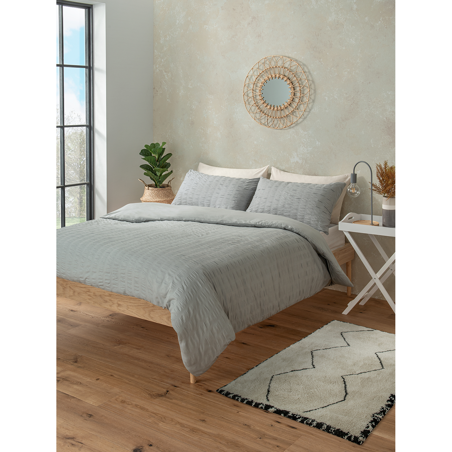 George Grey Seersucker Reversible Duvet Set