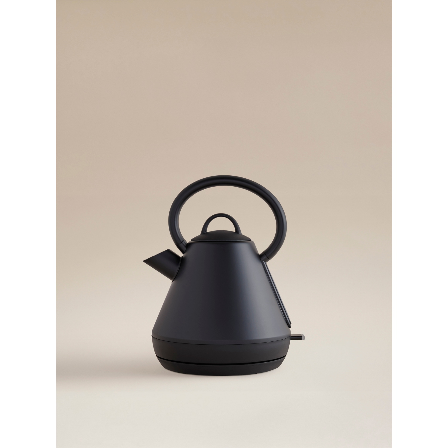 George Black Fast Boil Pyramid Kettle 1.7L