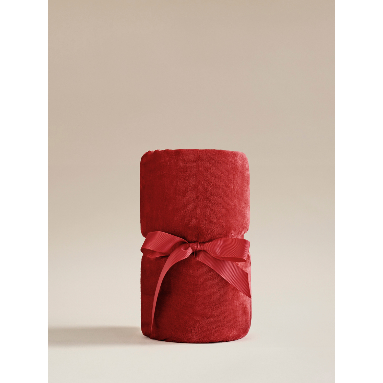 George Red Plain Super Soft Throw - 120Cm X 150Cm