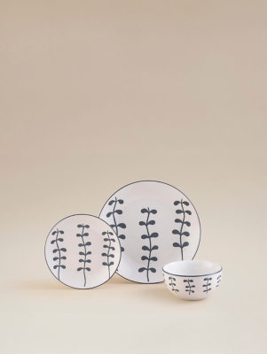 Blue White Seaweed Wax Resist Dinner Set 12 Piece Set