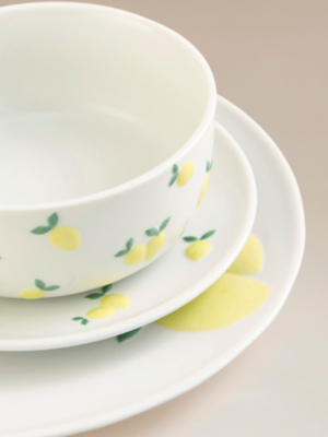 5063089704288_A?hei=1026&wid=