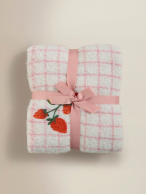 Asda George Strawberry Blanket