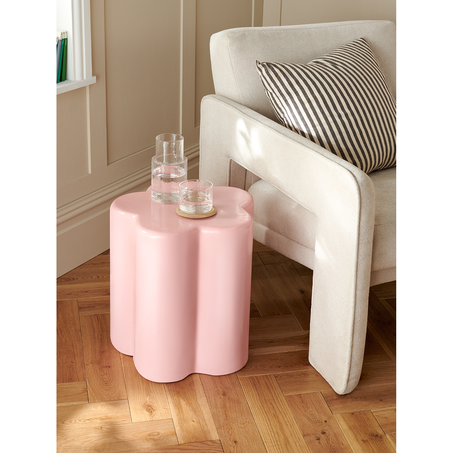 George Pink Flower Table