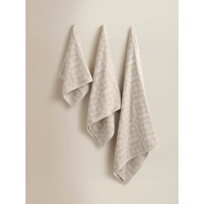 George Unisex Natural Star Cotton Towel Range Bath Towel