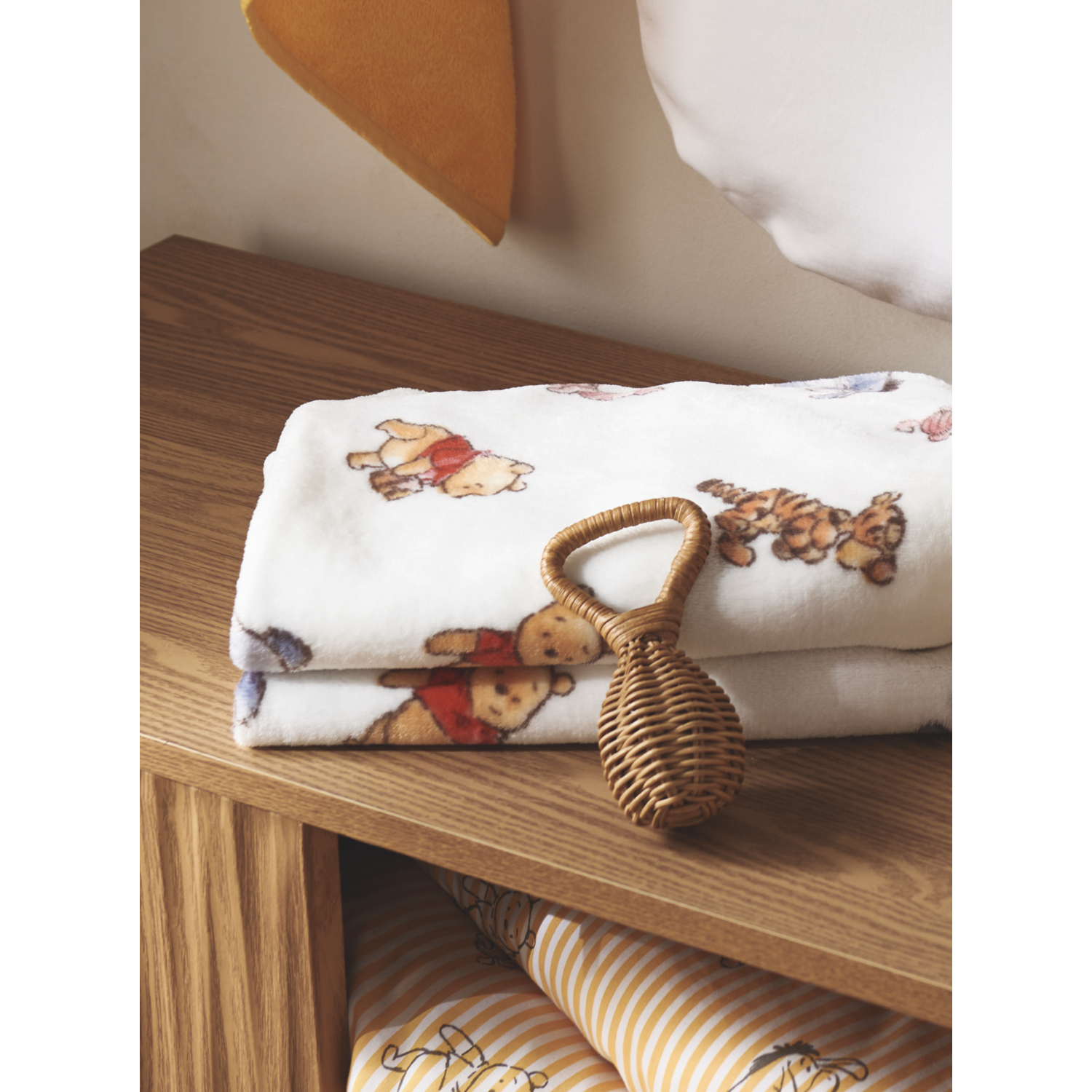 Disney Multi Winnie The Pooh Fleece Blanket - 70Cm X 100Cm