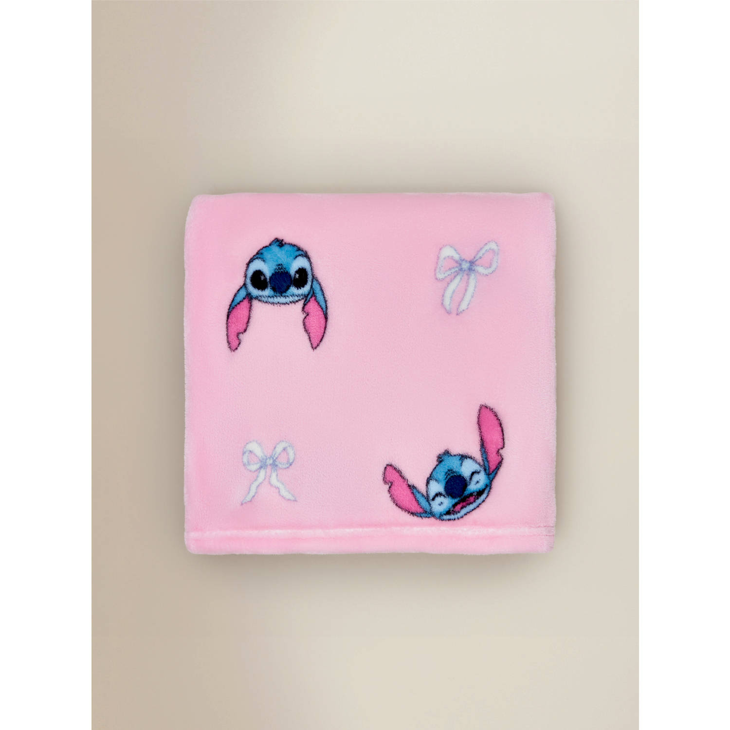 Disney Multi Stitch Bows Fleece Blanket - 120 X 150Cm