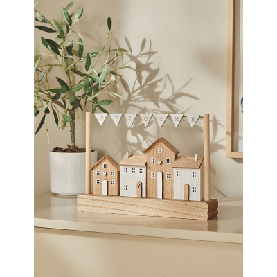 George Home White Welcome Houses Sign