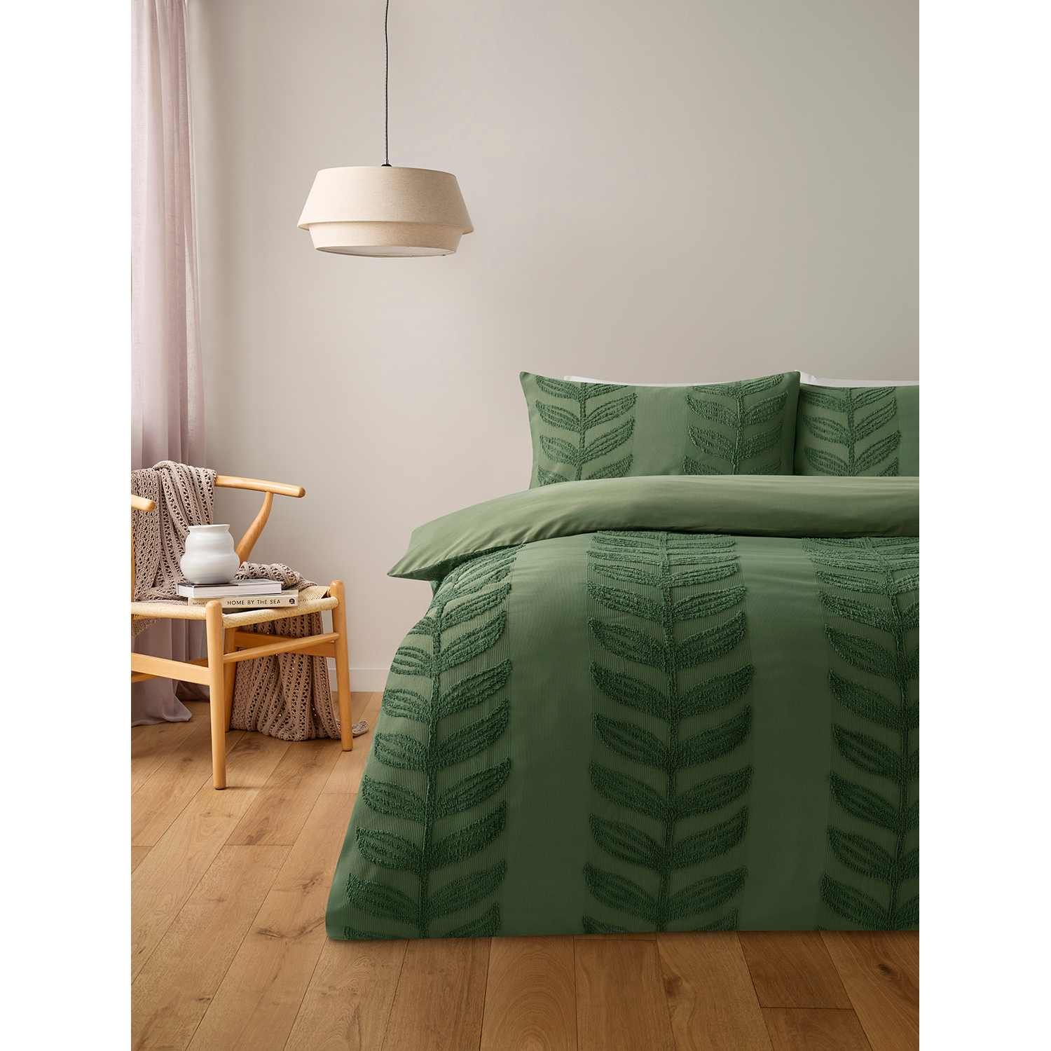 George Multi Textured Woven Tufted Cord Jacquard Vine Duvet Set