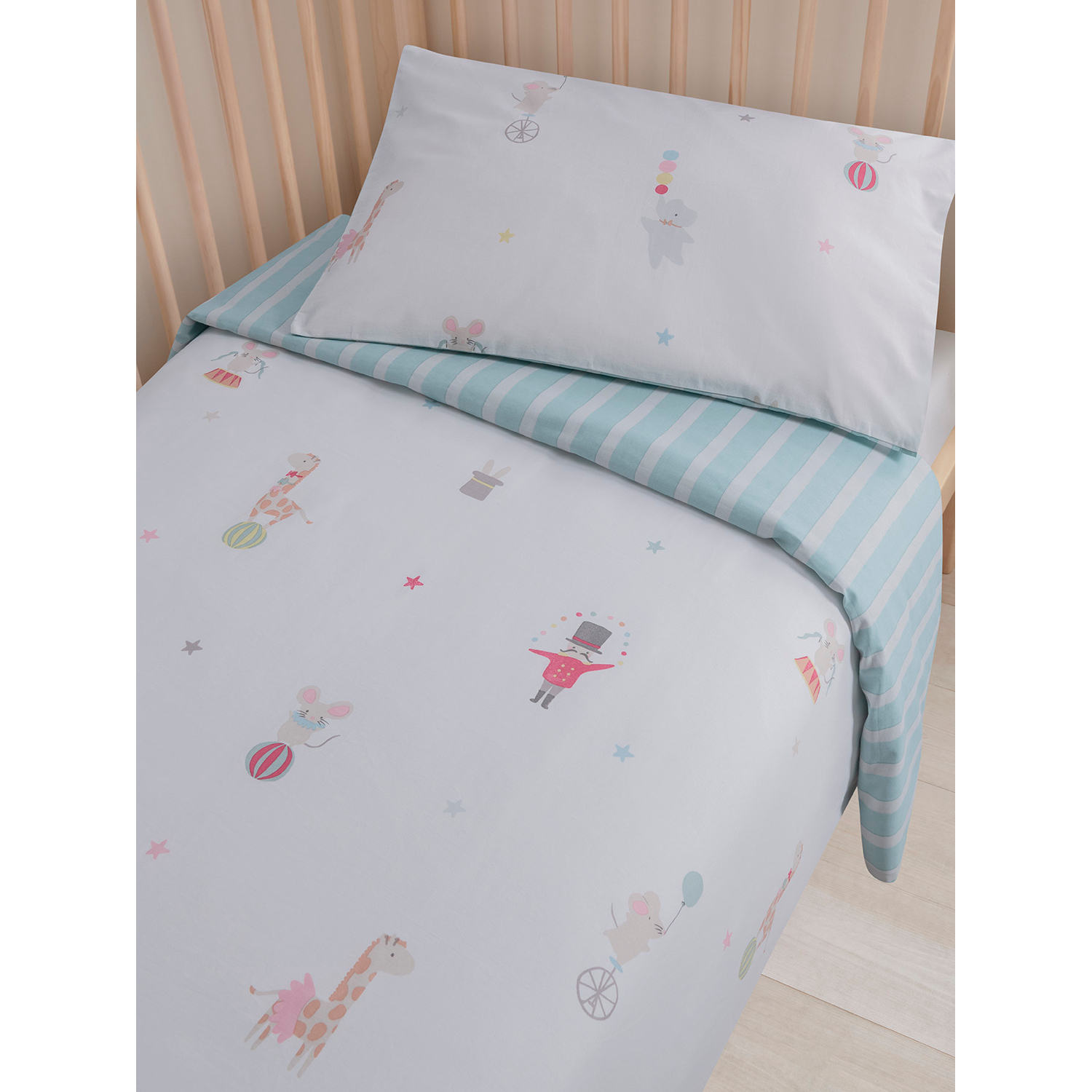 George Multi Circus 100% Cotton Toddler Reversible Duvet Set
