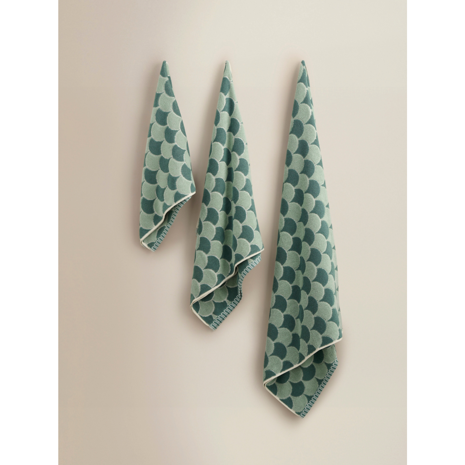 George Green Fan Cotton Towel Range
