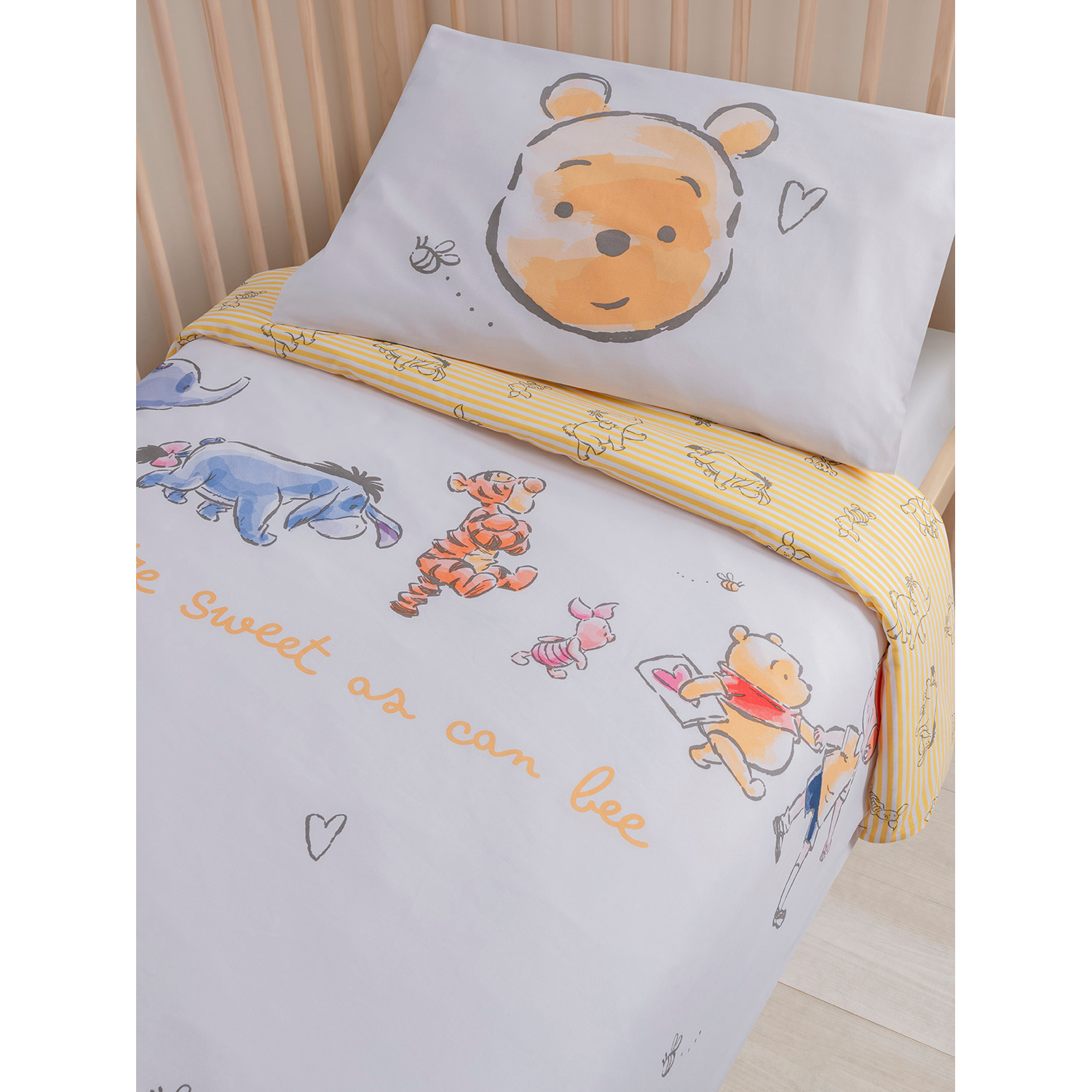Disney Multi Winnie The Pooh Reversible Toddler Duvet Set