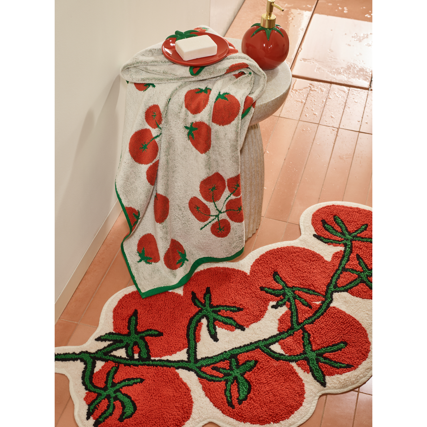 George Red Tomato Cotton Runner Bath Mat