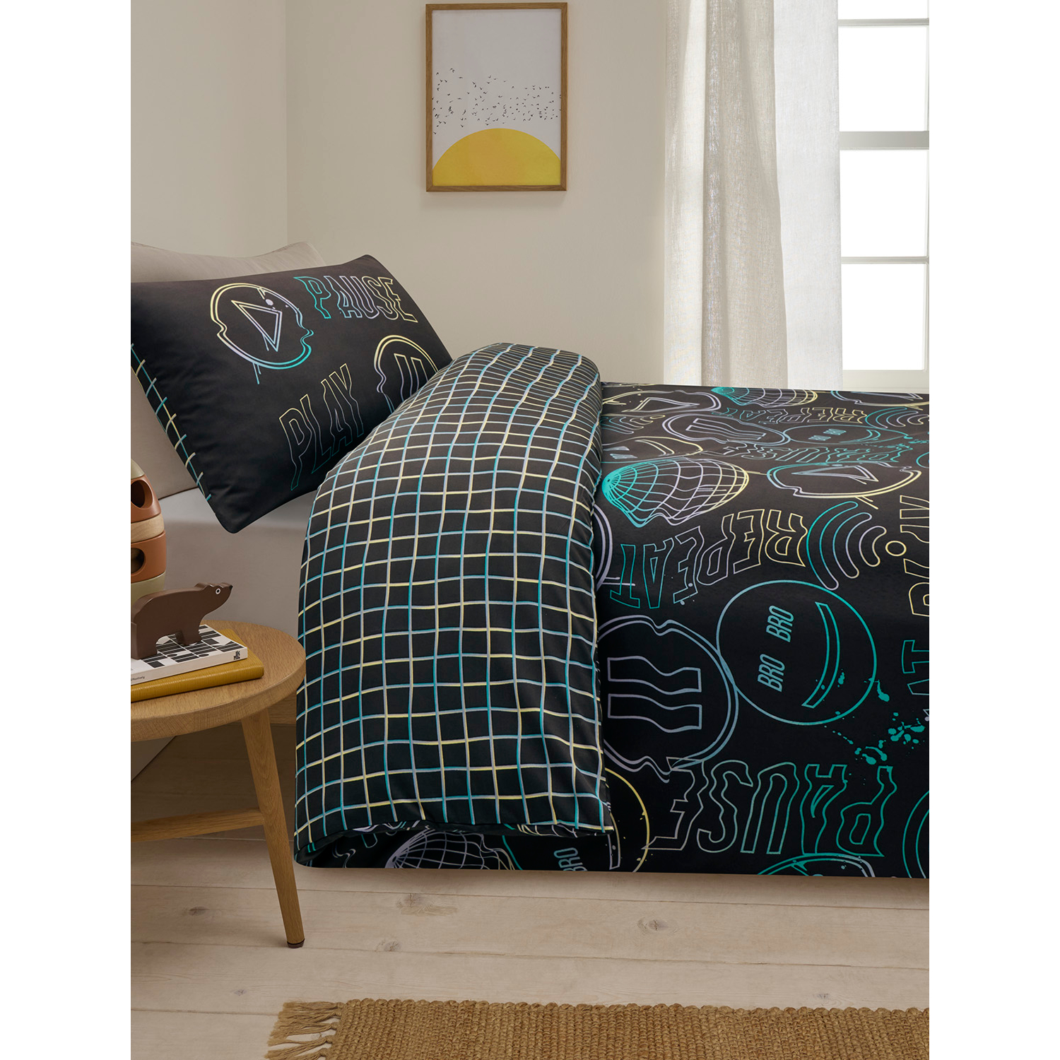 George Black Gaming Microfibre Reversible Duvet Set