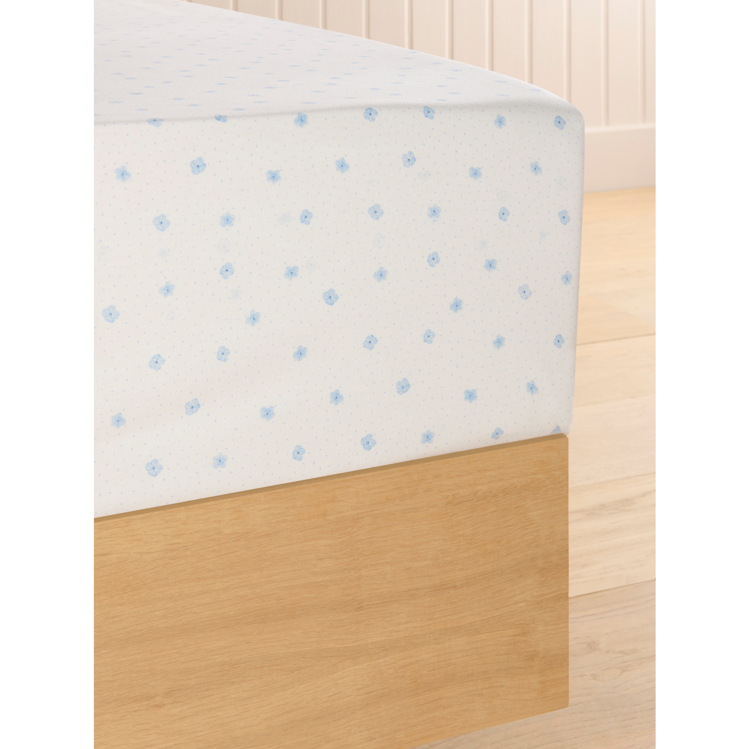George Blue & White Stacey Solomon Hydrangea Cotton Fitted Sheet