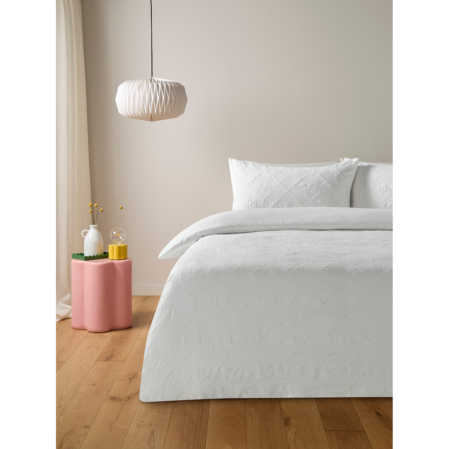 George White Embroidered Hearts & Bows Microfibre Duvet Set