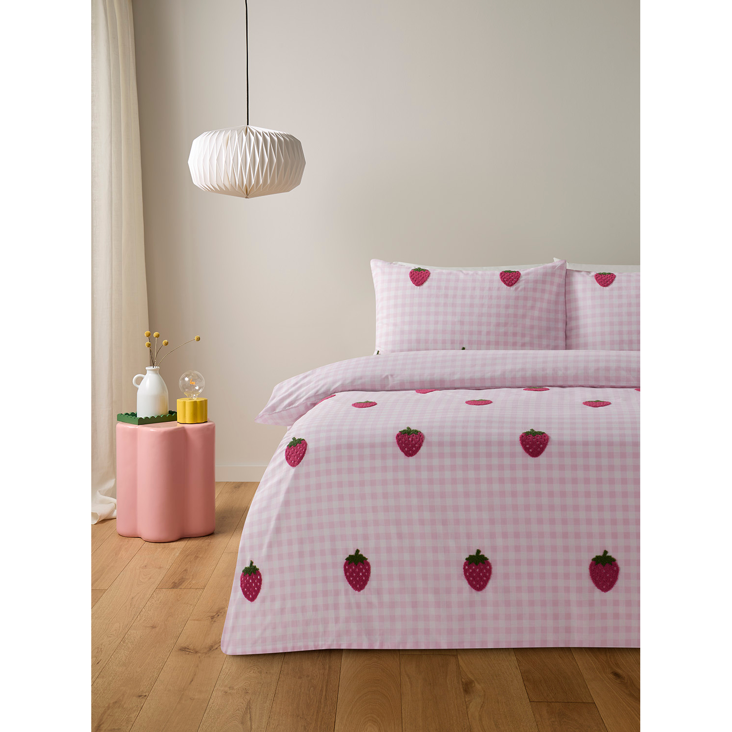 George Multi Gingham Tufted Strawberries Duvet Set