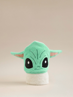 Star Wars The Mandalorian Green Cotton Hooded Towel