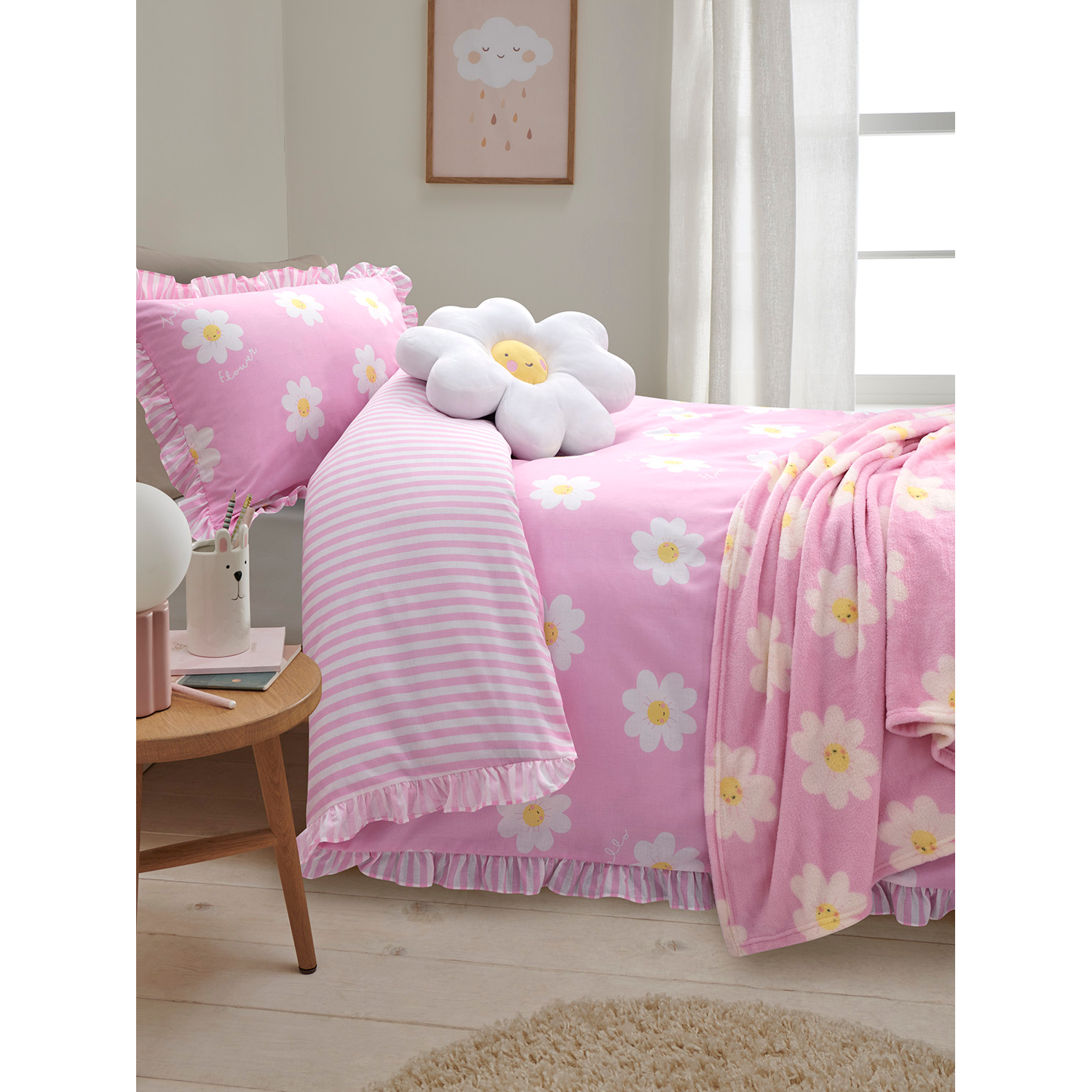 George Pink Daisy Frill Trim Reversible Duvet Set