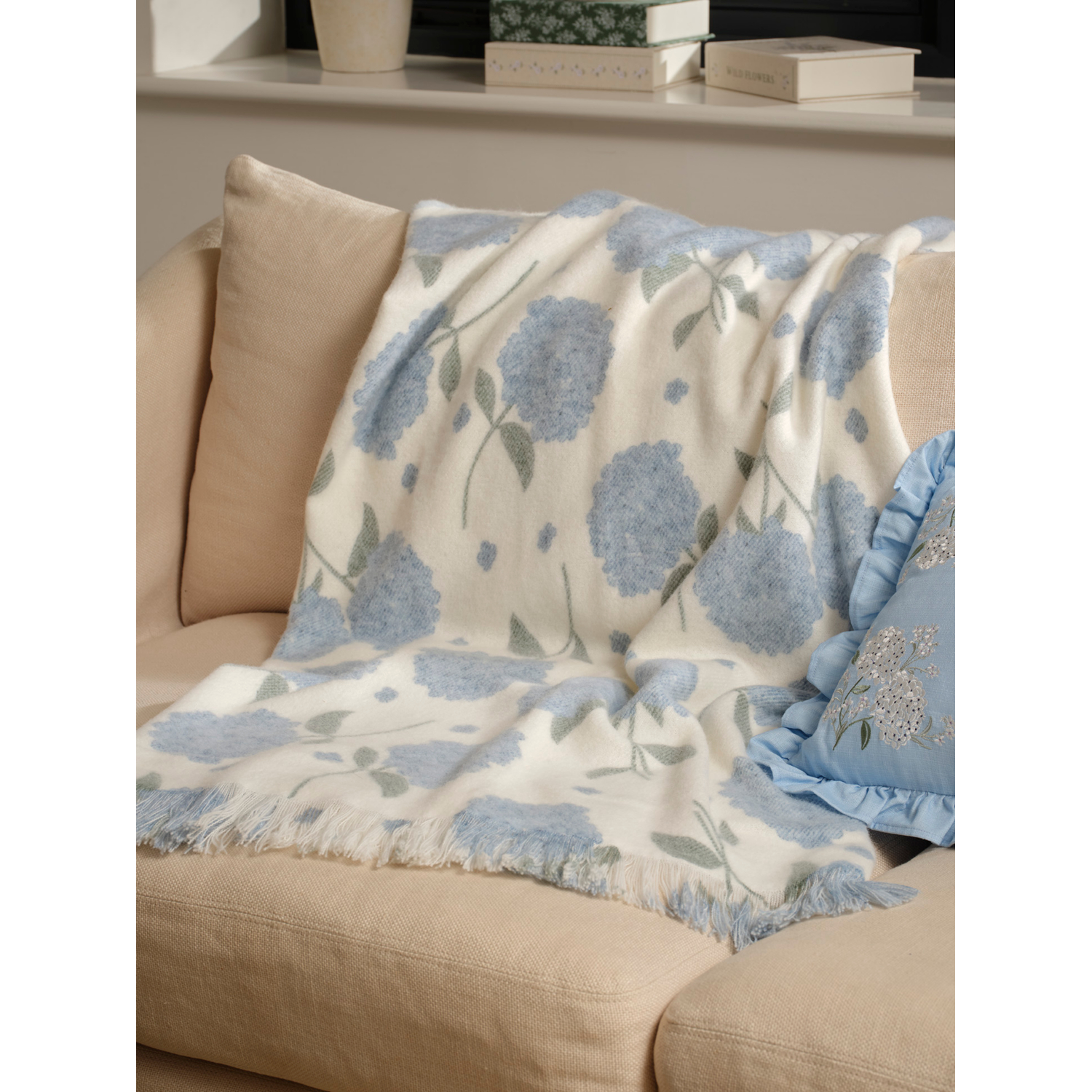 George Blue & White Stacey Solomon Hydrangea Throw - 150 X 120Cm