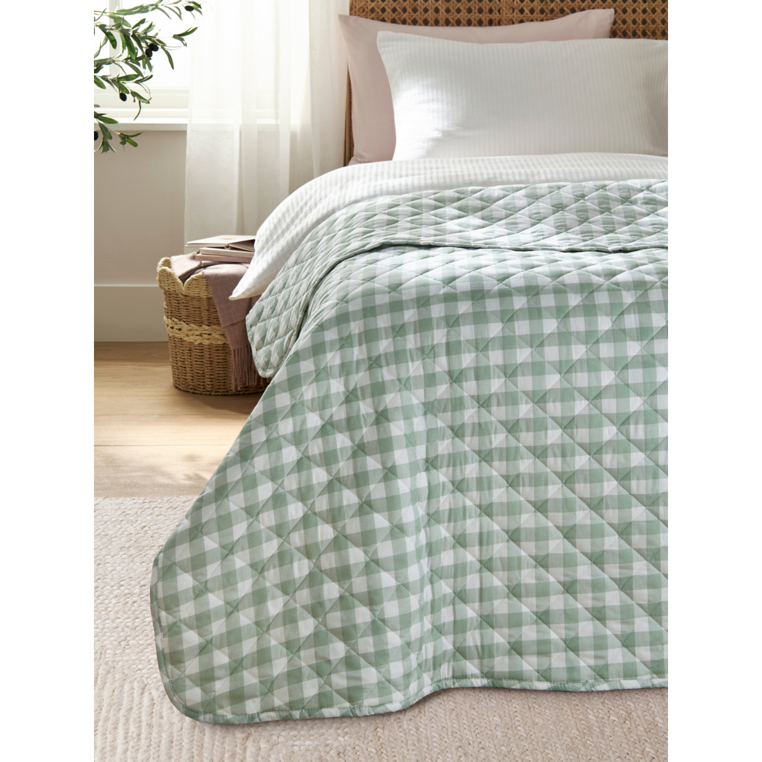 George Green Gingham Reversible Quilted Bedspread