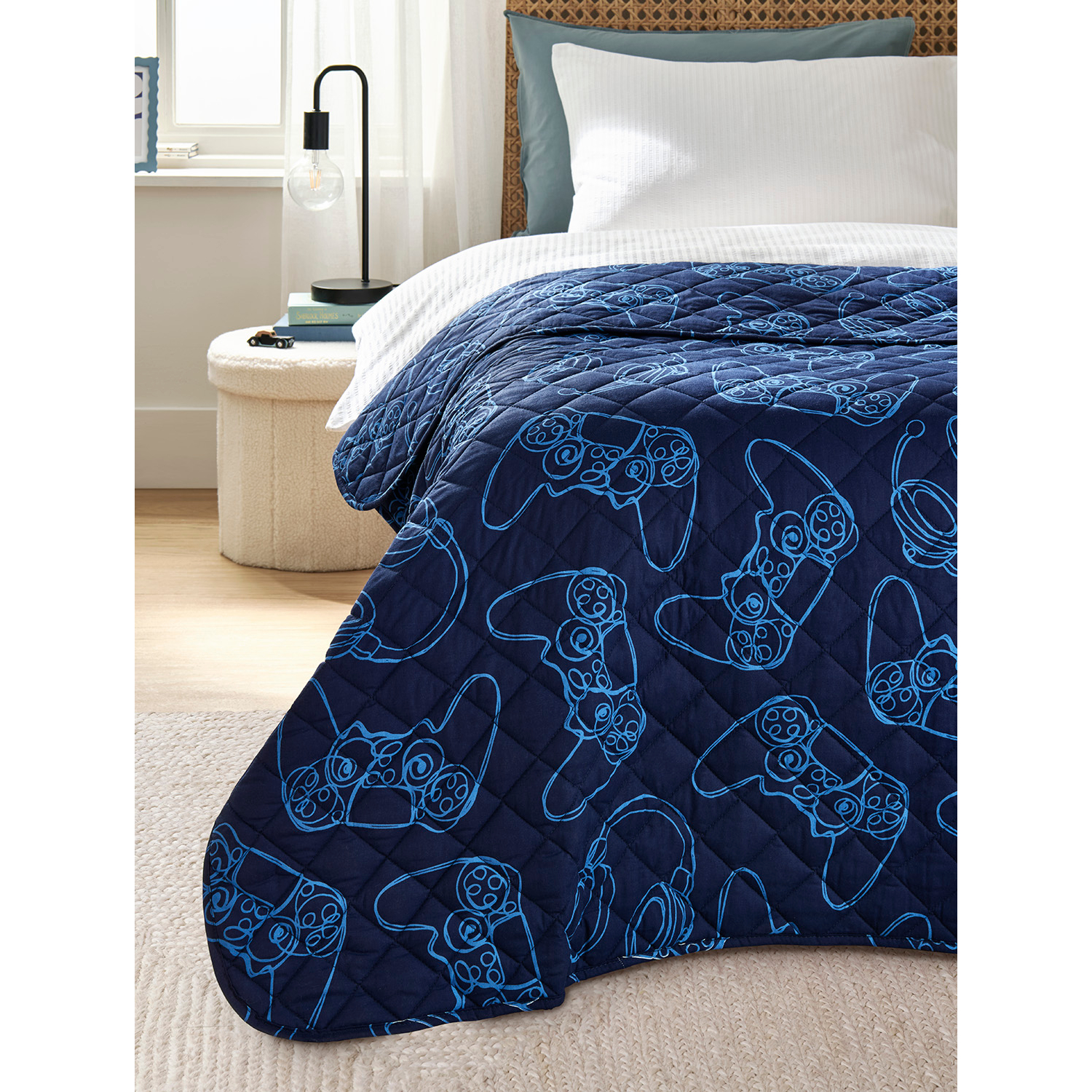 George Navy Gaming Reversible Quilted Bedspread