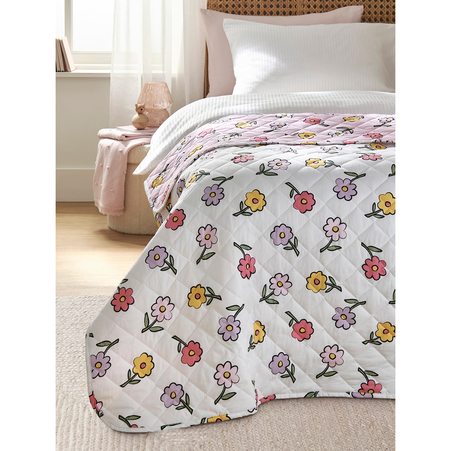George Multi Floral Reversible Quilted Bedspread
