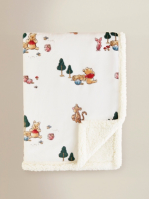 Disney Winnie The Pooh Sherpa Fleece Blanket - 70 x 100 cm