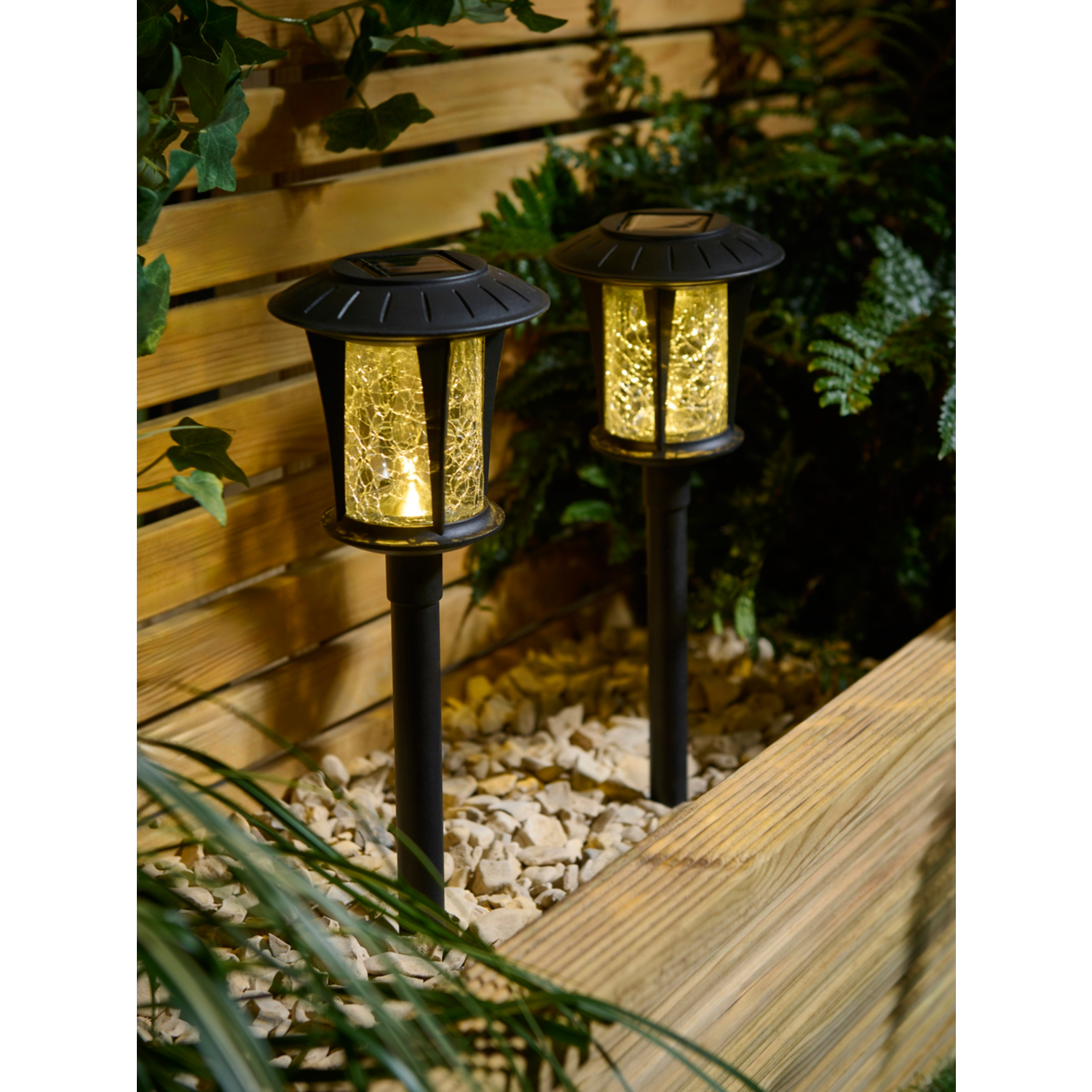 George Black Traditional Solar Stake Light - Set Of 2