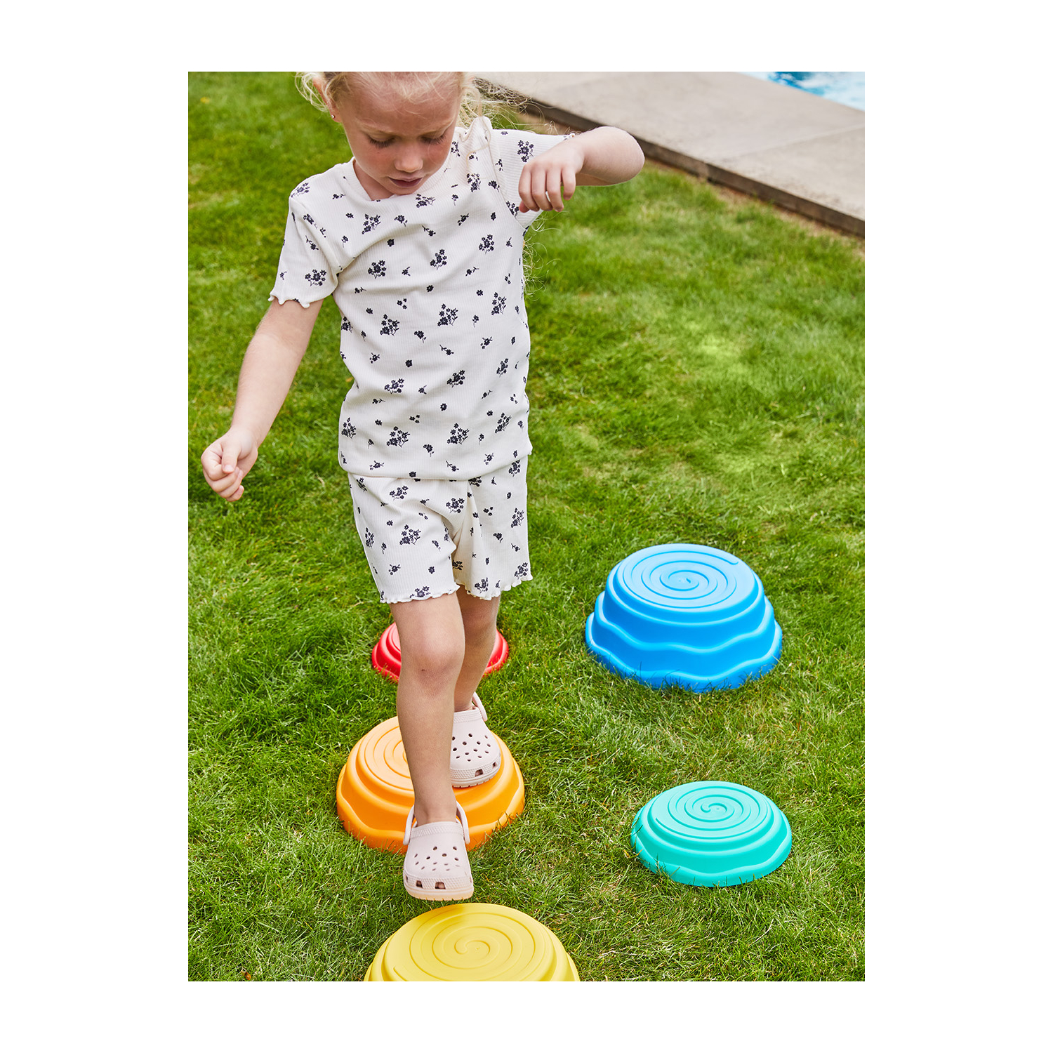 George Multi Hapello Stepping Stones